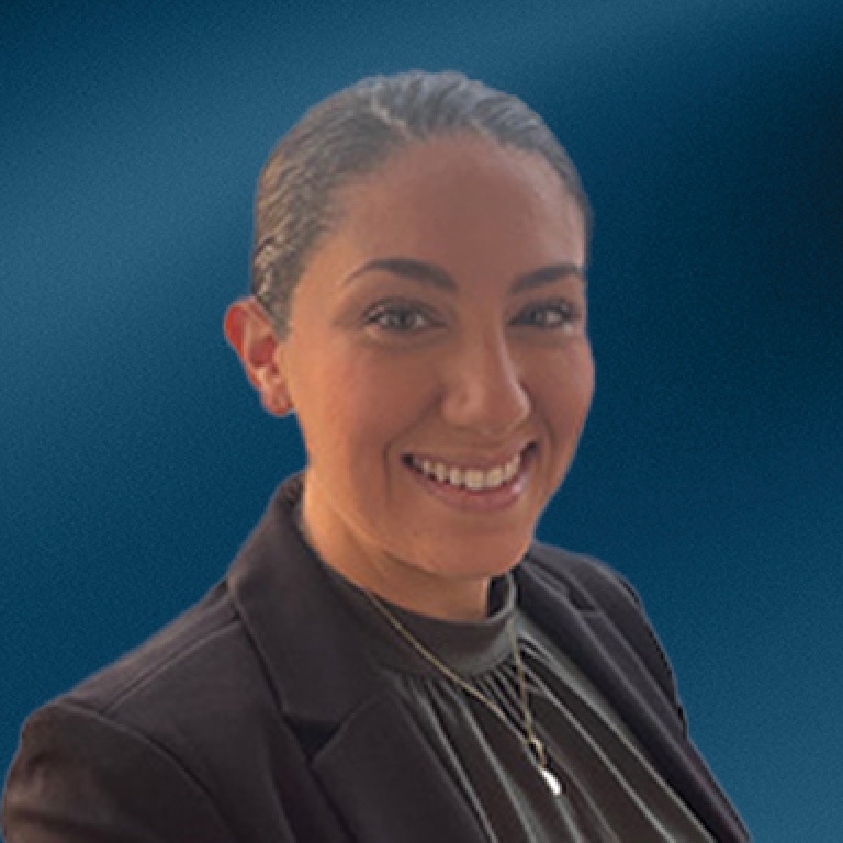 headshot nicolette cerros